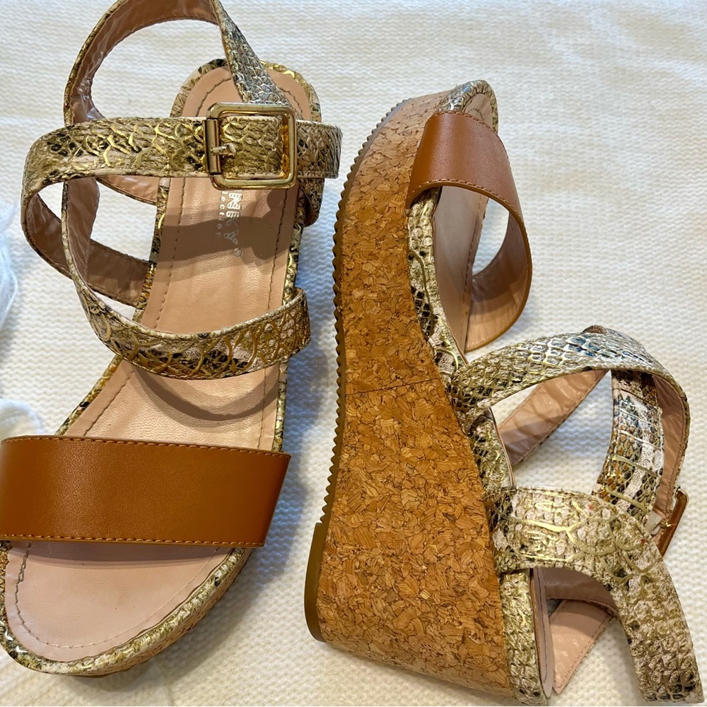 Via Pinky Women's Tan and Gold Wedge Sandals size 7